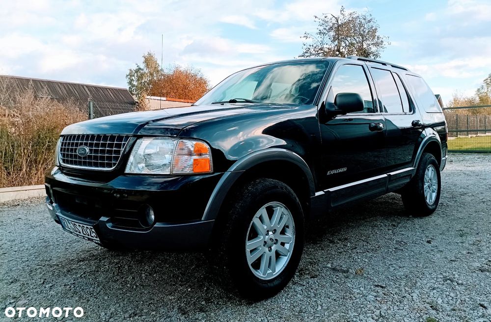 Ford Explorer 4.0 4WD - 28