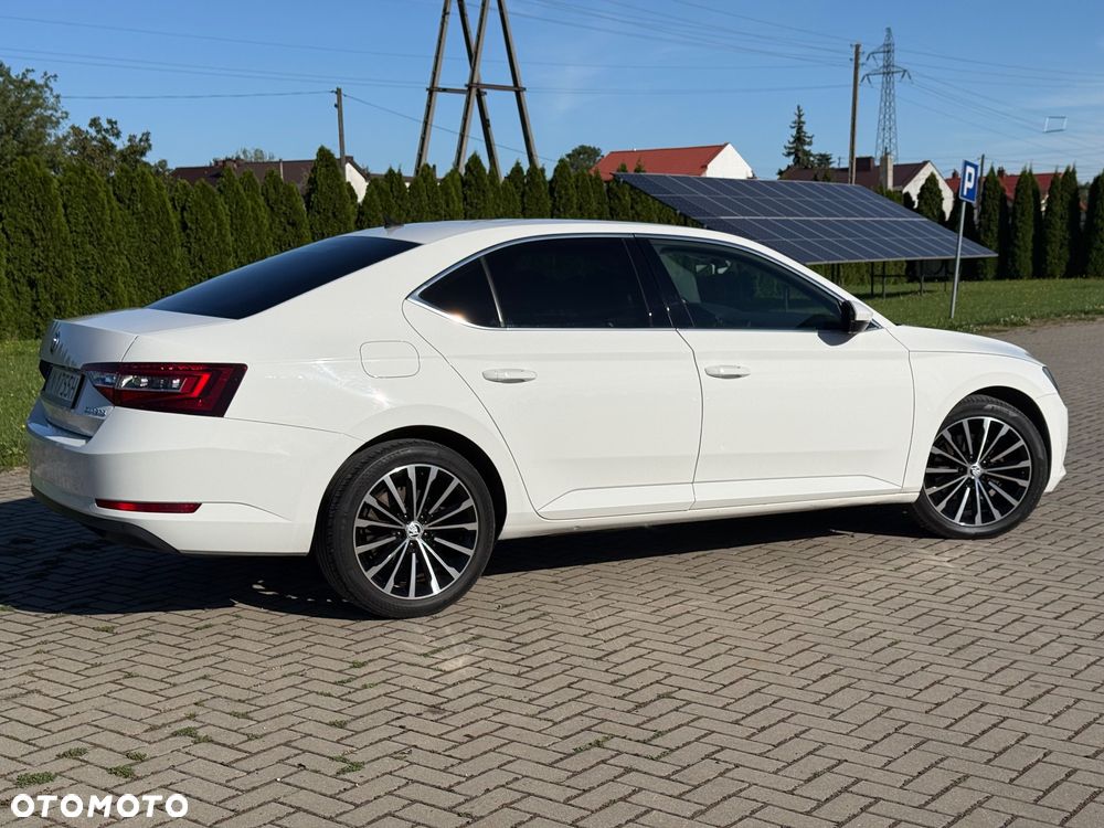 Skoda Superb 1.6 TDI Style DSG - 4