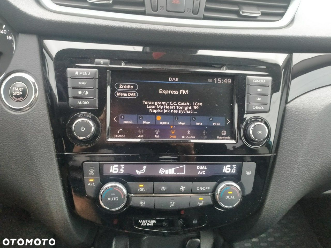 Nissan Qashqai 1.3 DIG-T N-Connecta - 19
