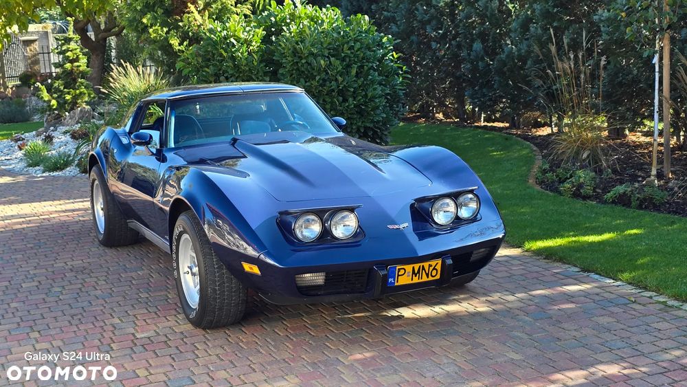 Chevrolet Corvette - 15