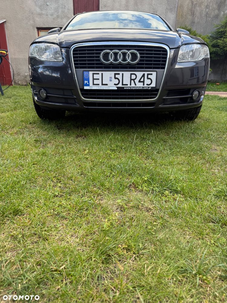 Audi A4 - 1