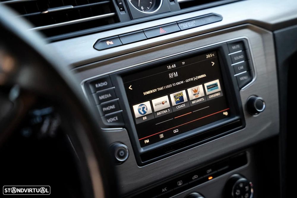 VW Passat Variant 1.6 TDI BlueMotion - 28