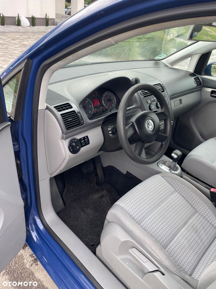 Volkswagen Touran 2.0 TDI DSG United - 33