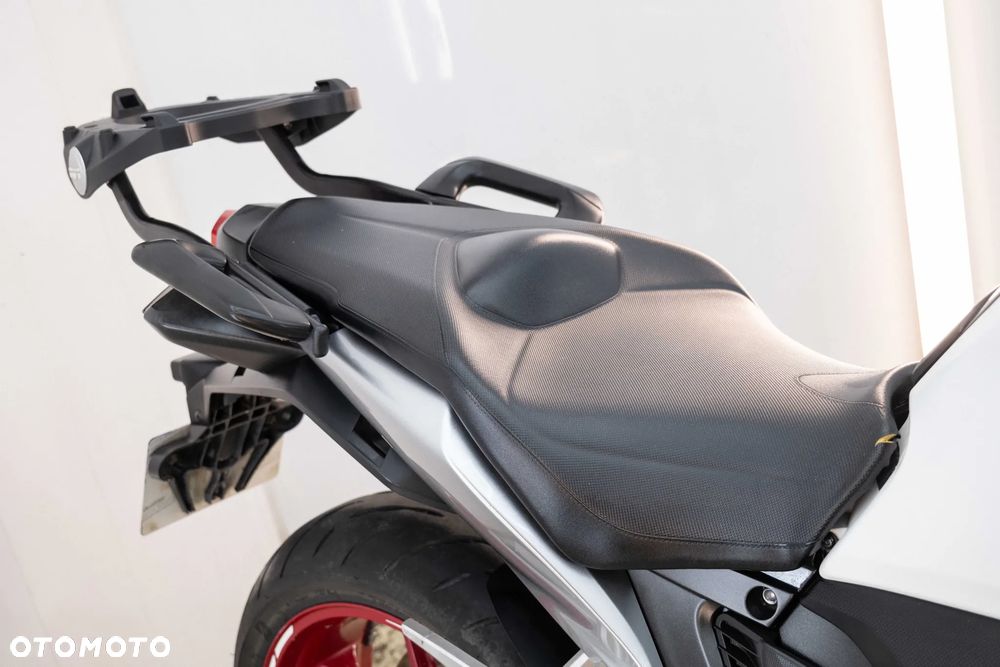 Honda VFR - 20