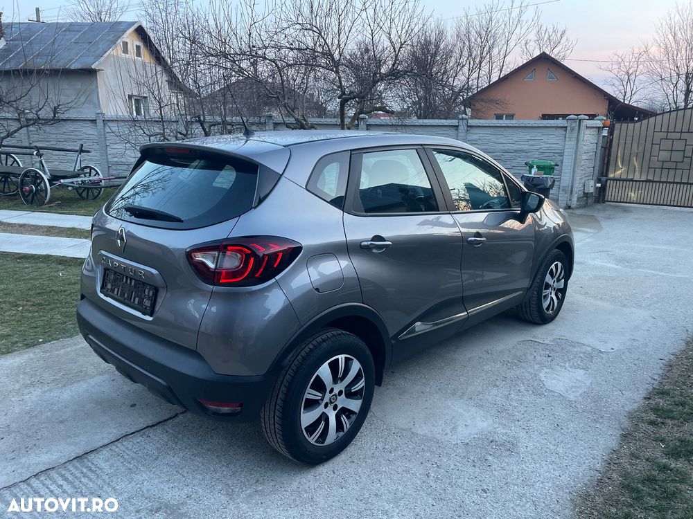 Renault Captur - 4
