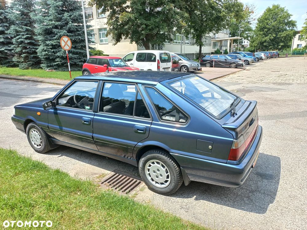 Polonez Caro - 11