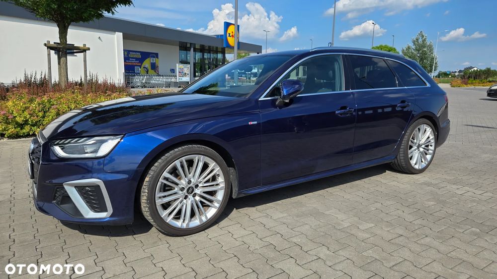Audi A4 Avant 35 TFSI mHEV S Line S tronic - 1