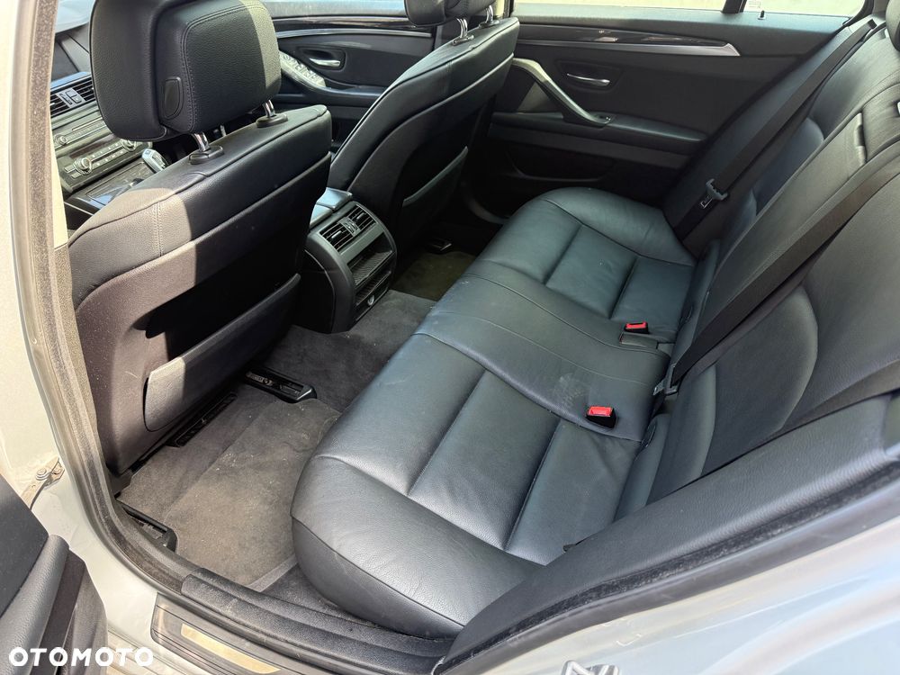 BMW Seria 5 520d - 16