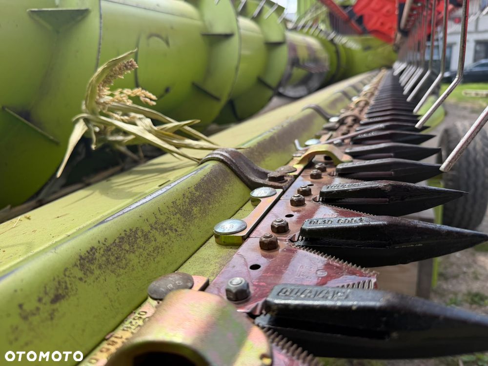 Claas Tucano 420, heder CLAAS VARIO 560, przystawka do kukurydzy CLAAS CORIO 675FC - 27