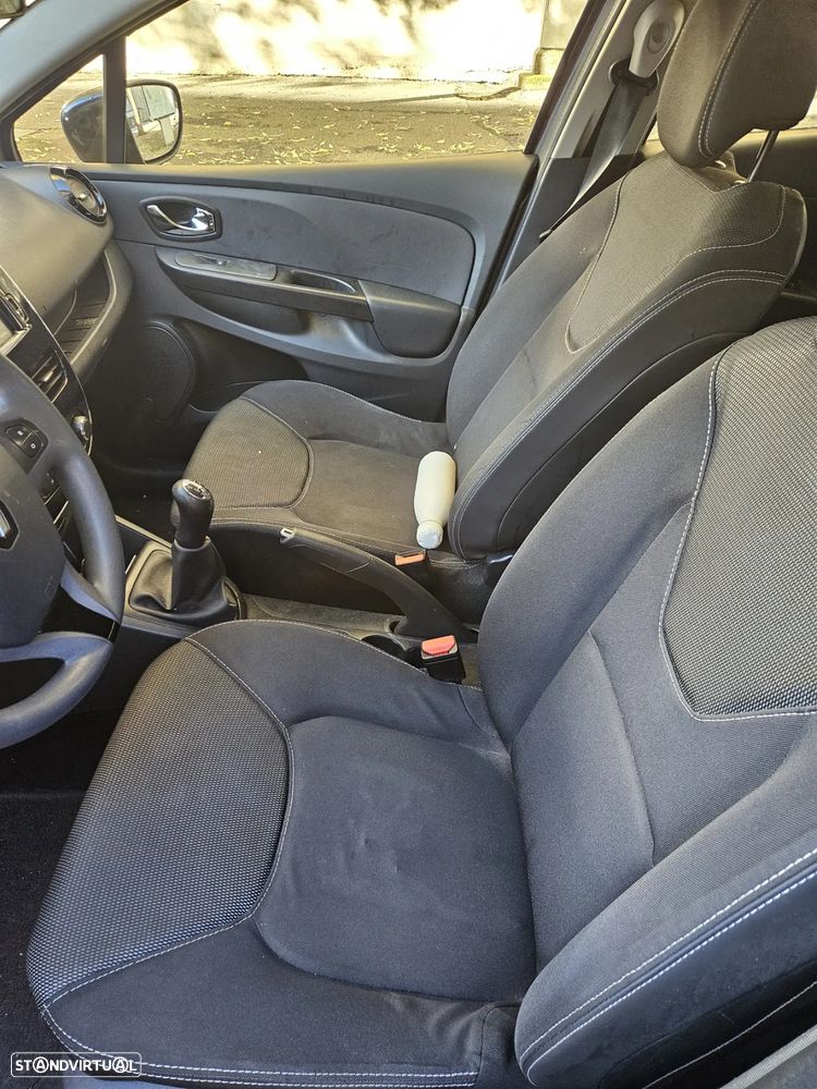 Renault Clio 1.5 dCi # - 11