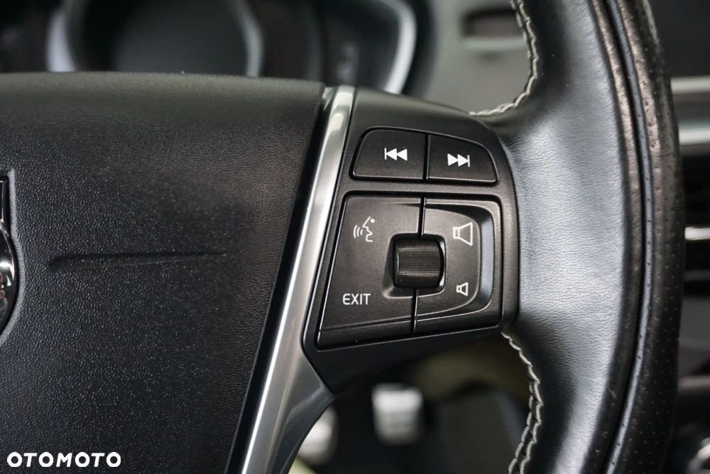 Volvo V40 D2 RDesign - 24