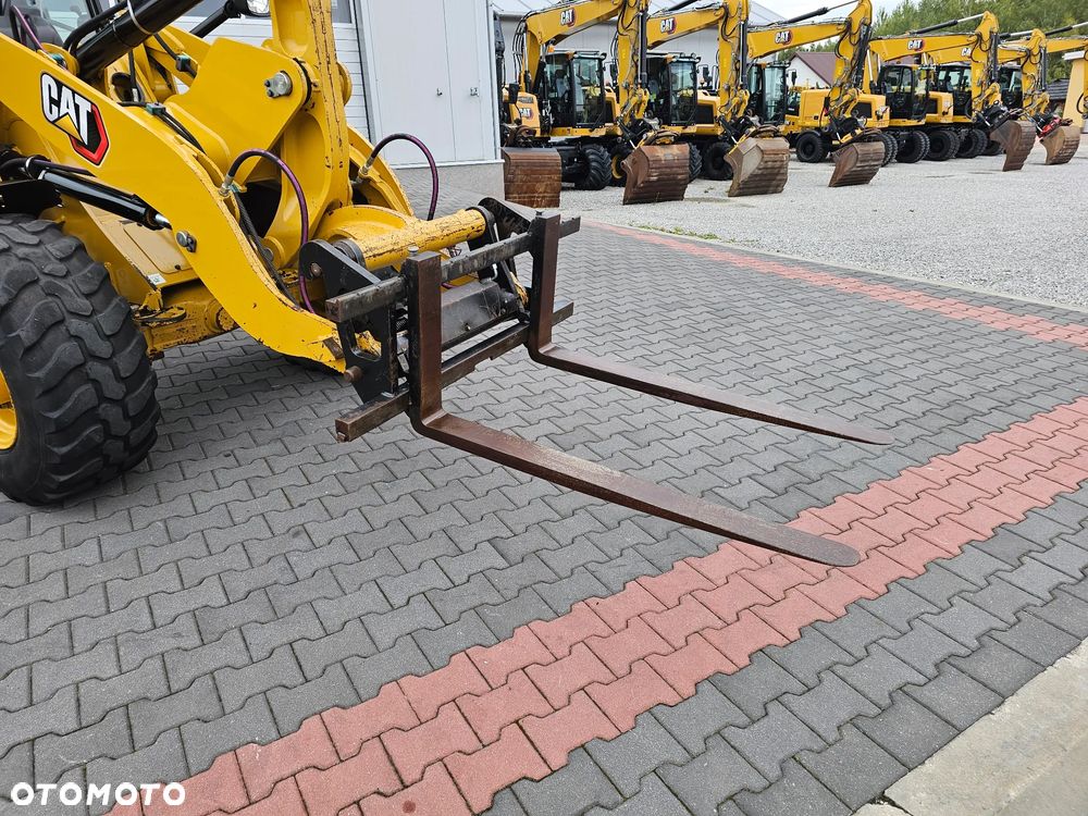 Caterpillar 906 M - 13
