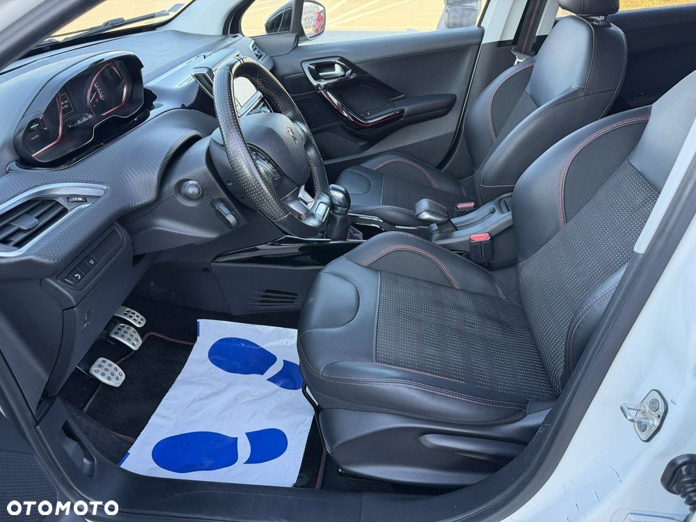 Peugeot 2008 PureTech 110 Stop&Start GT-Line Edition - 20