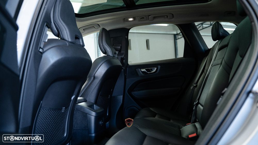 Volvo XC 60 2.0 T6 PHEV Inscription Expression AWD - 38