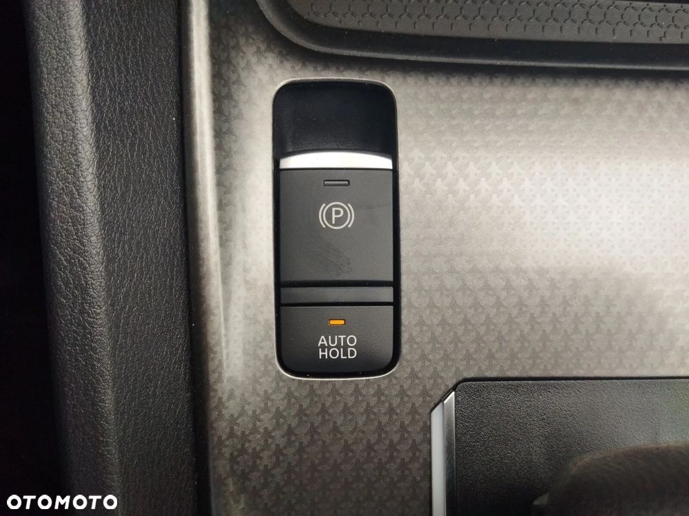 Nissan Qashqai 1.3 DIG-T mHEV N-Connecta Xtronic - 26