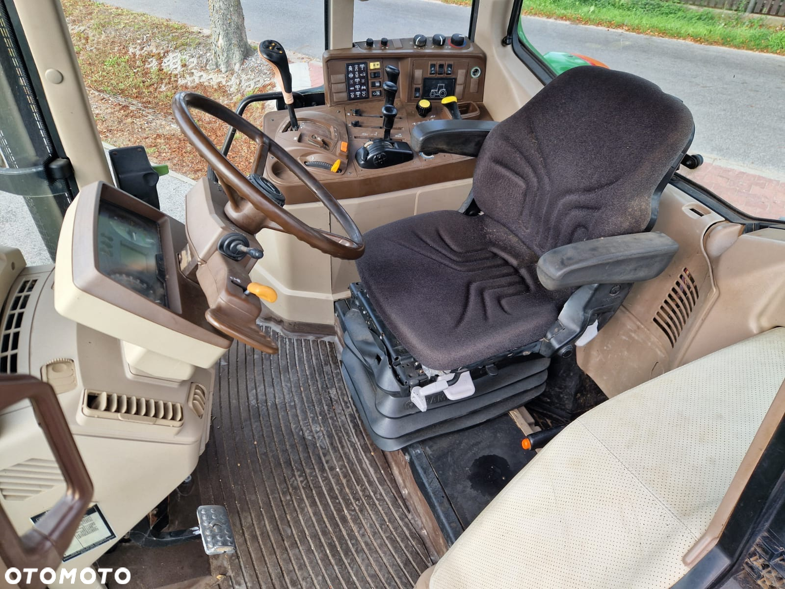 John Deere 6620 - 7