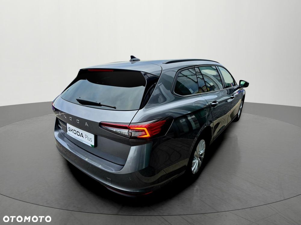 Skoda Superb 2.0 TDI SCR Essence DSG - 7