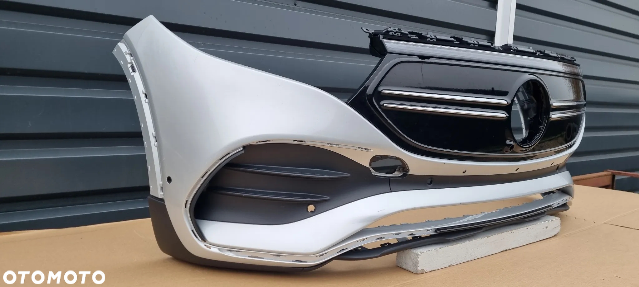 Mercedes EQA X243 AMG 2021- zderzak przód oryginał MA380 - 6