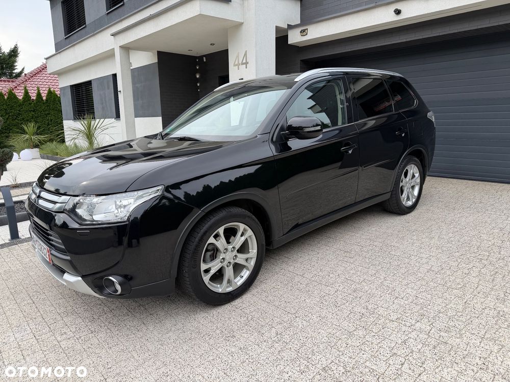 Mitsubishi Outlander 2.0 4WD CVT Diamant Edition+ - 3
