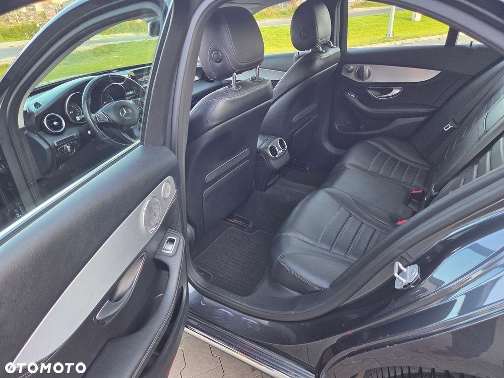 Mercedes-Benz Klasa C 200 7G-TRONIC - 11