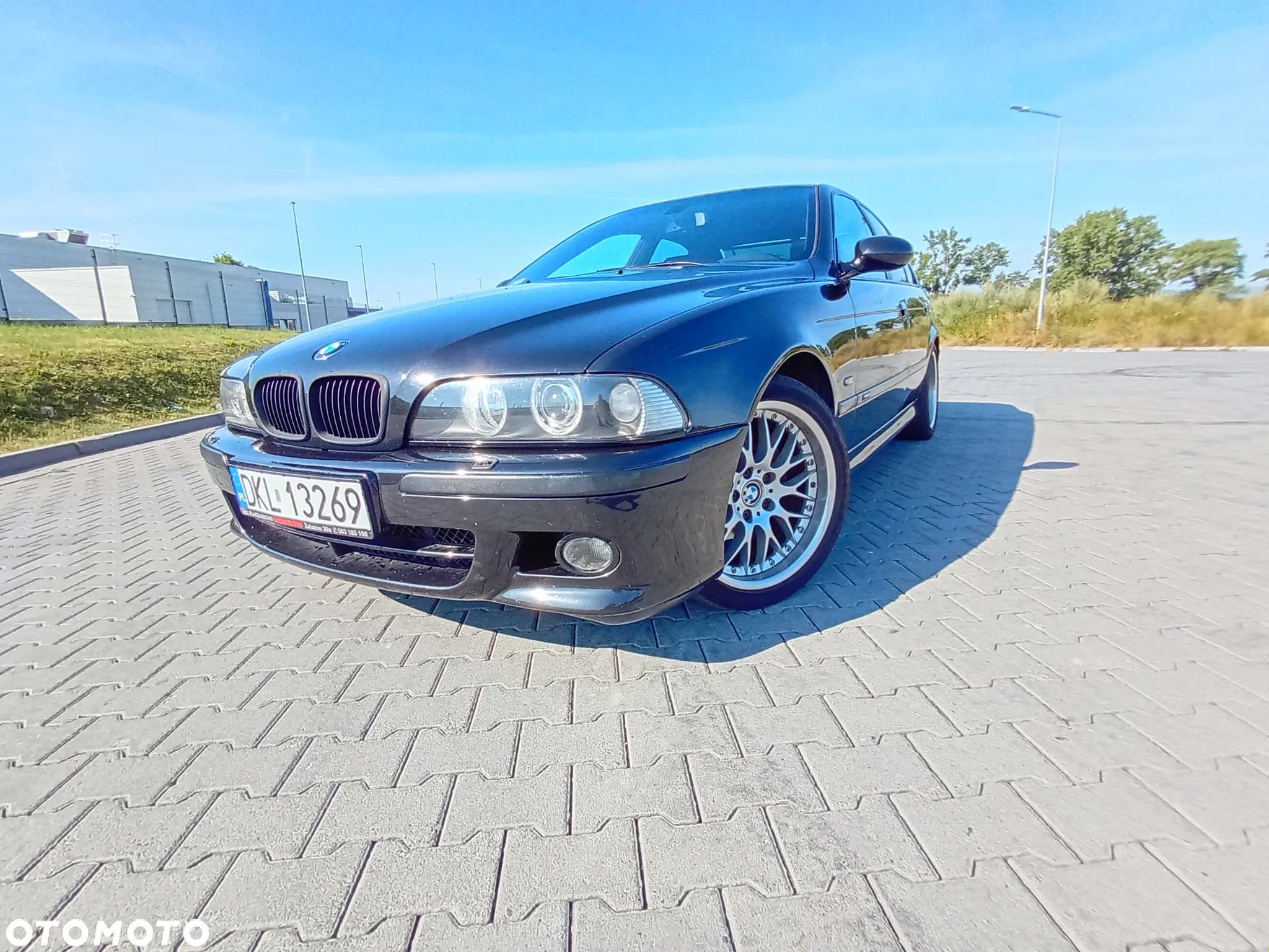 BMW Seria 5 528i - 1
