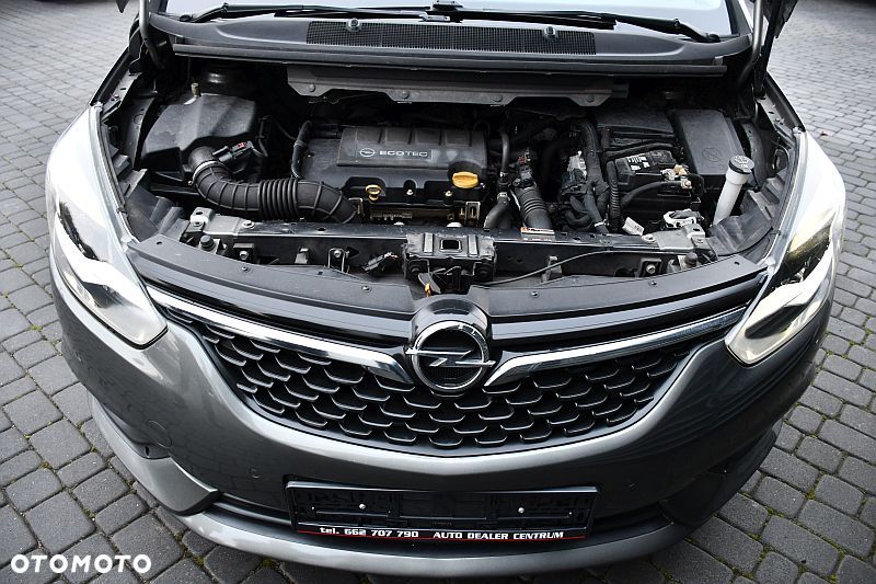 Opel Zafira Tourer 1.4 Turbo Sport - 35