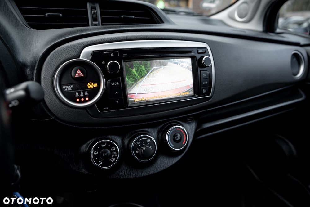 Toyota Yaris 1.33 Dynamic - 31