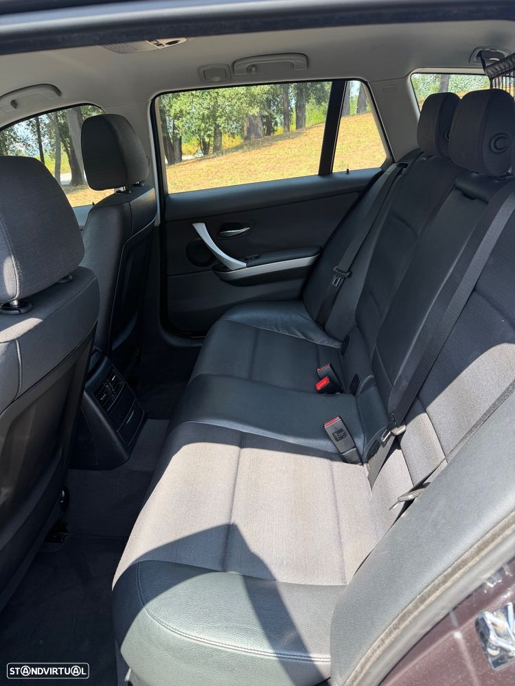 BMW 320 d Auto - 5