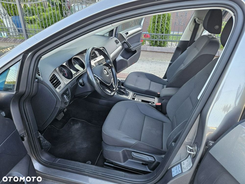 Volkswagen Golf - 7