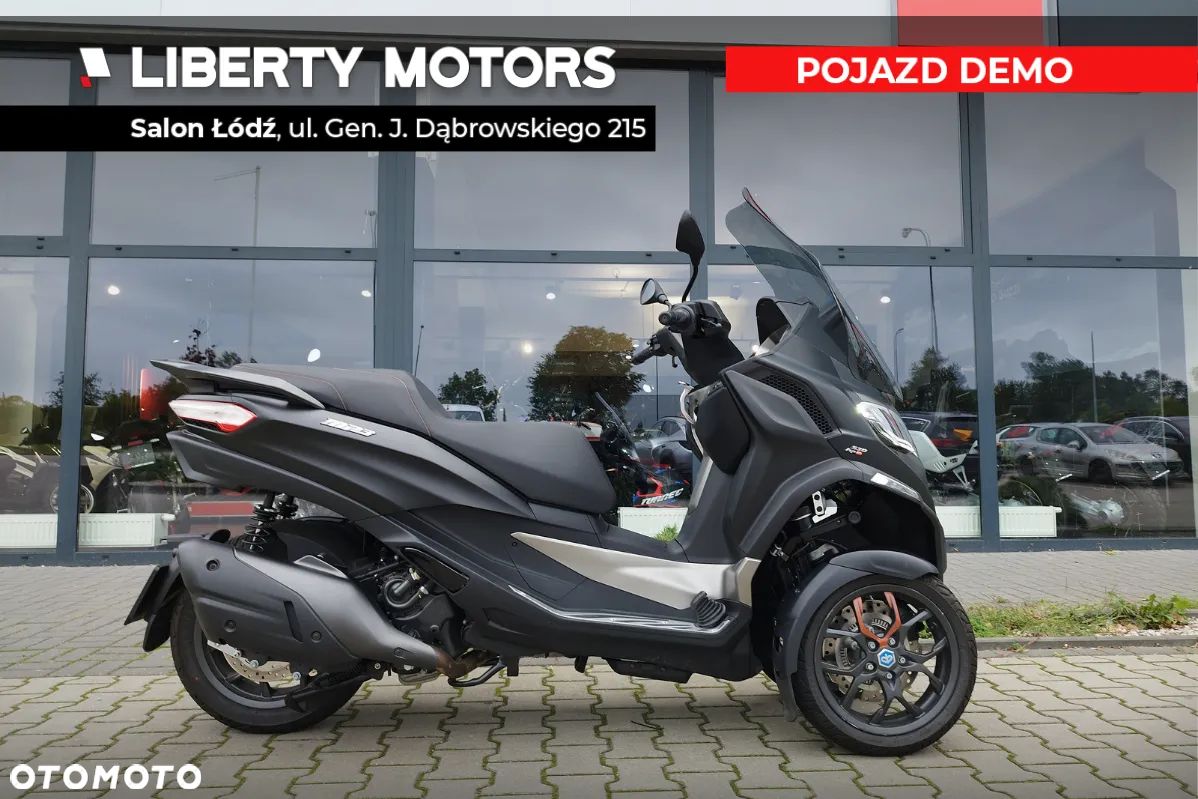 Piaggio MP-3 - 1