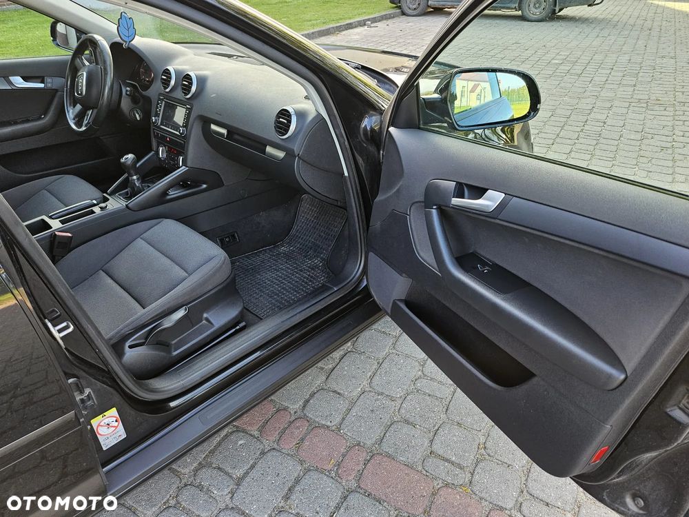 Audi A3 Sportback - 9