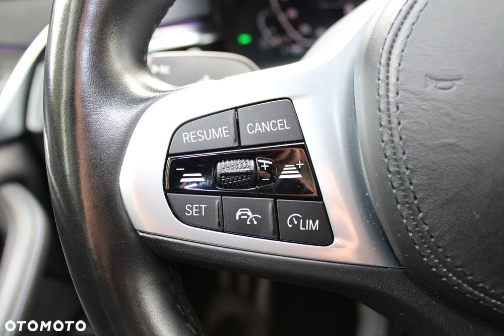 BMW Seria 5 520d M Sport Edition - 13