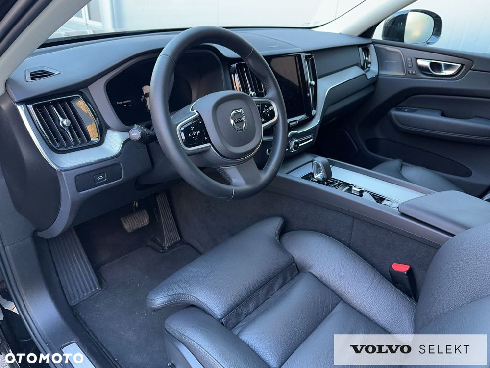 Volvo XC 60 B5 B AWD Plus Dark - 10