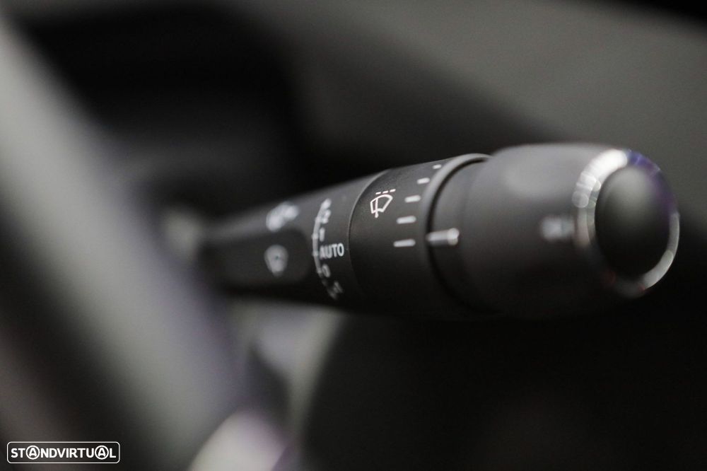 Peugeot 408 1.2 Hybrid GT e-DCS6 - 22