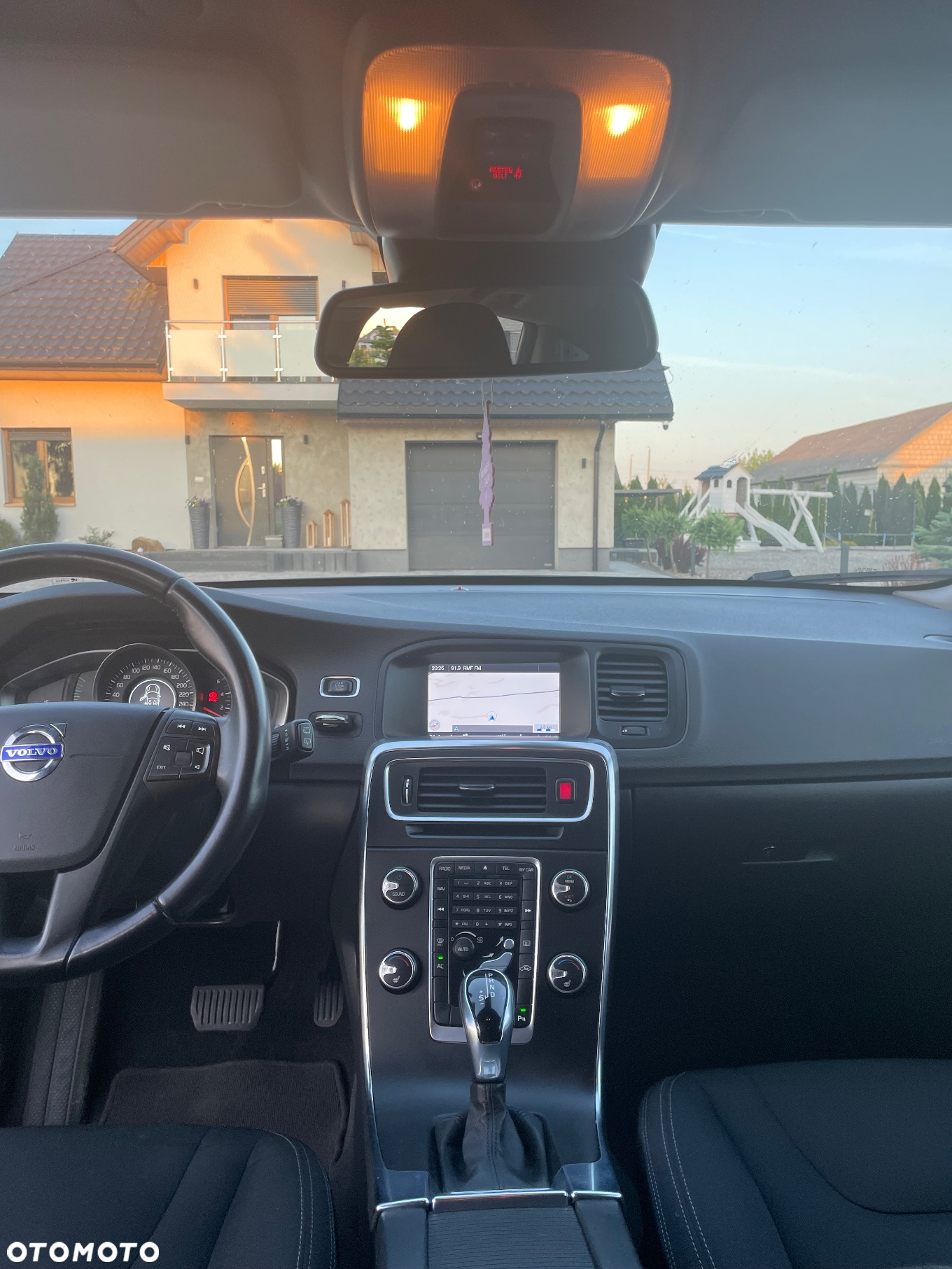 Volvo V60 D4 AWD - 10