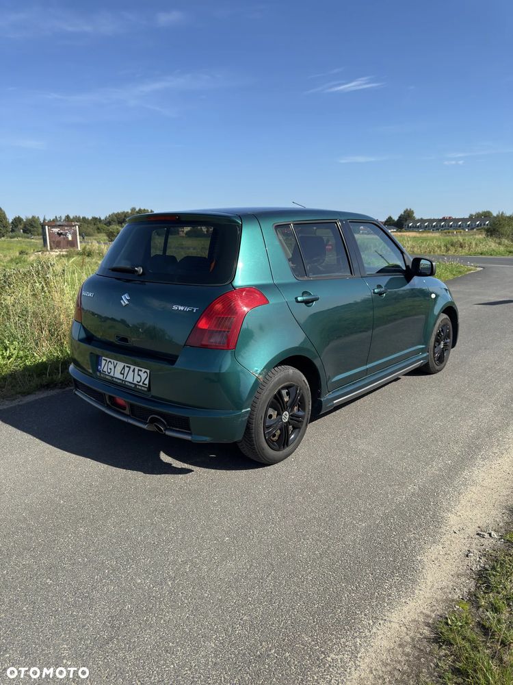 Suzuki Swift - 3