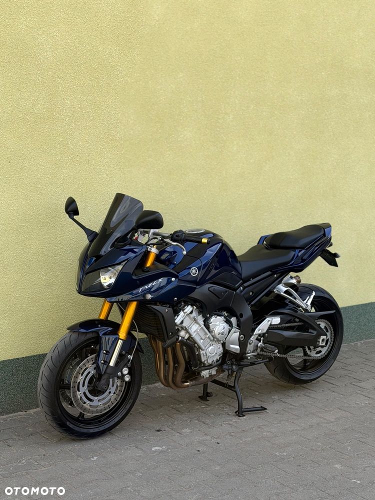 Yamaha FZ - 26