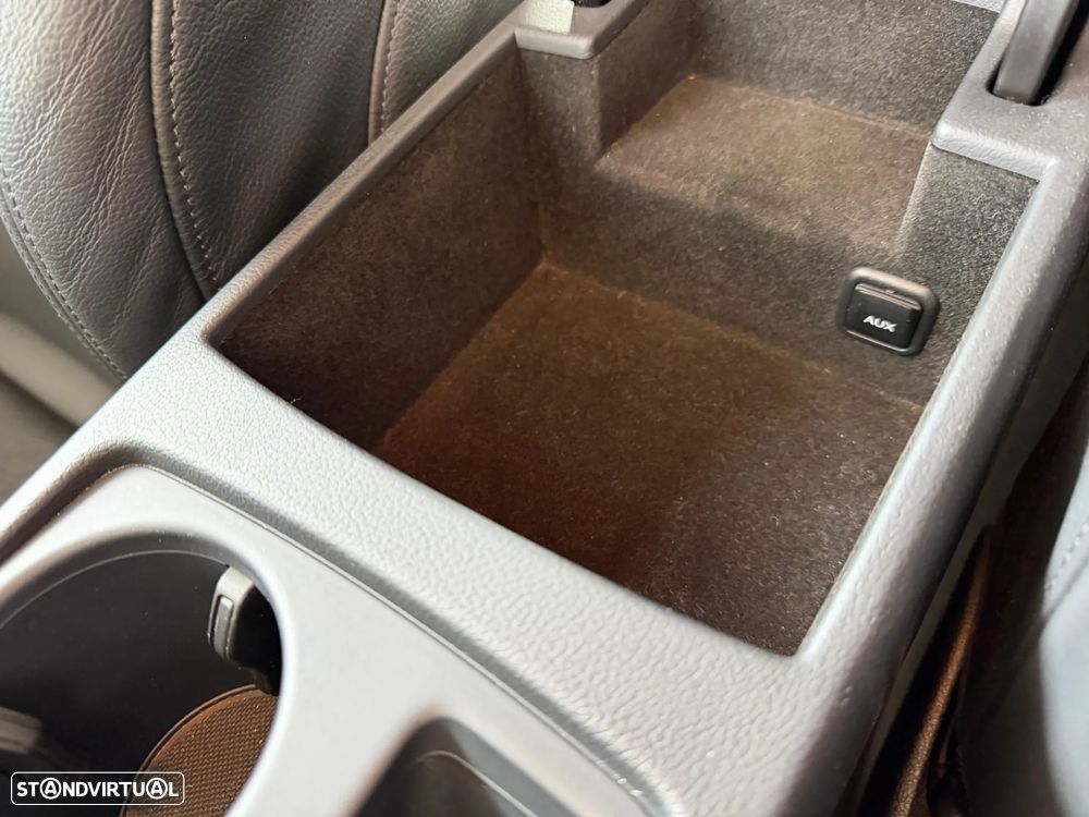 Audi A4 Avant 2.0 TDI Business Line S-line - 35