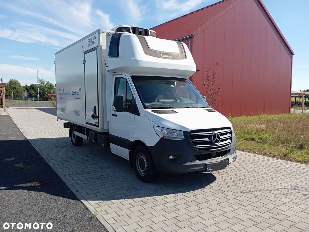 Mercedes-Benz Sprinter - 5