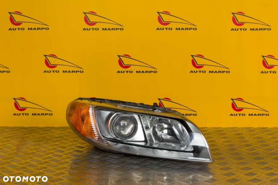 VOLVO V70 XC70 S80 2007- REFLEKTOR LAMPA XENON USA - 2