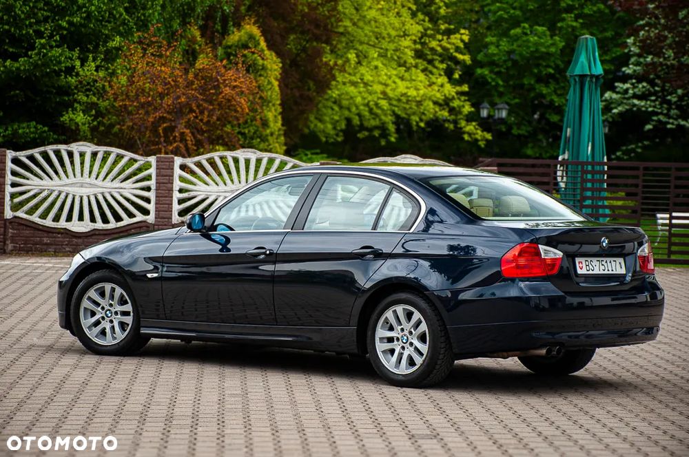 BMW Seria 3 - 10