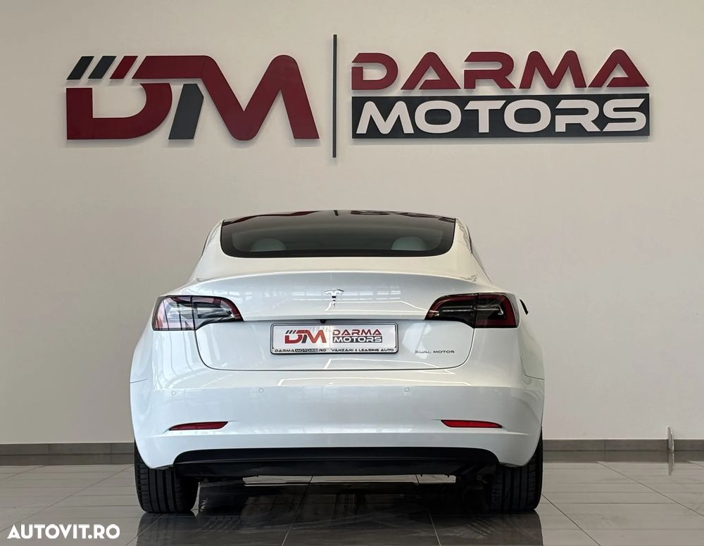 Tesla Model 3 Langstreckenbatterie Allradantrieb Dual Motor - 26