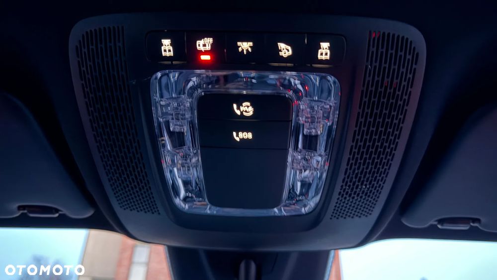 Mercedes-Benz GLA 200 Style - 22