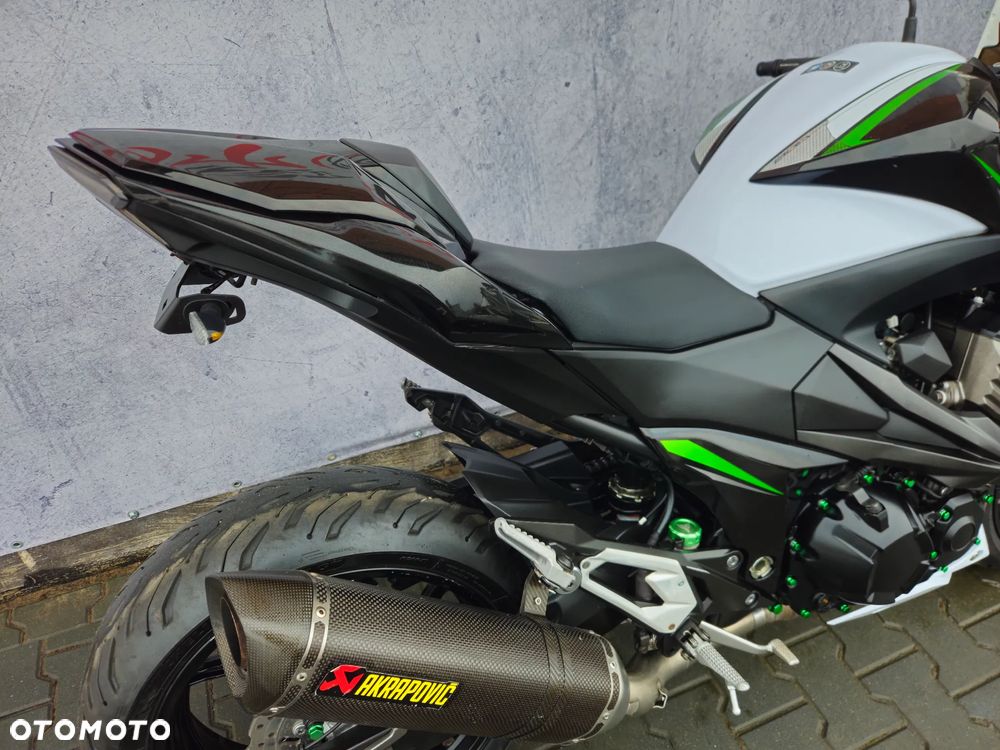 Kawasaki Z - 17