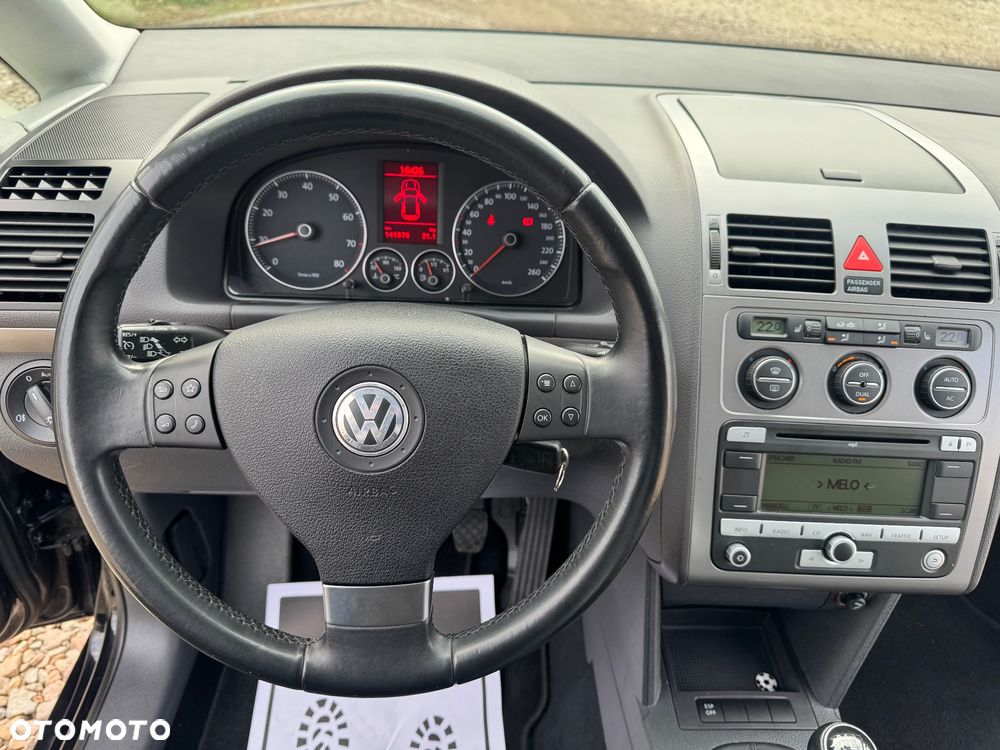 Volkswagen Touran 1.4 TSI United - 12