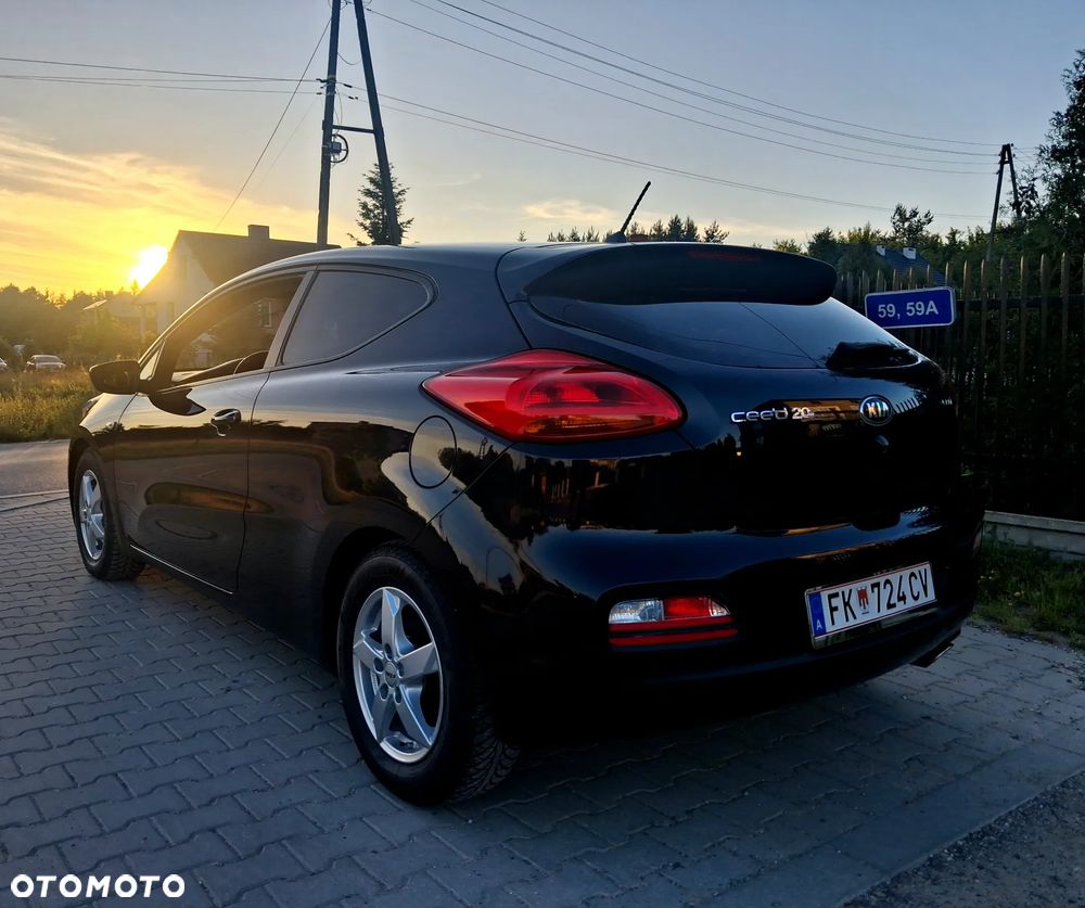 Kia Ceed 1.4 CRDi 90 Vision - 13