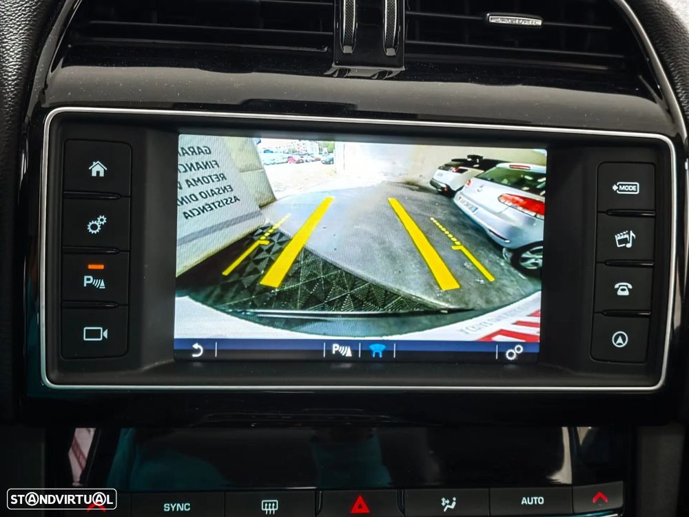 Jaguar F-Pace 2.0 i4D Prestige AWD Aut. - 9