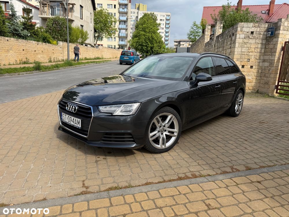 Audi A4 Avant 2.0 TDI - 11