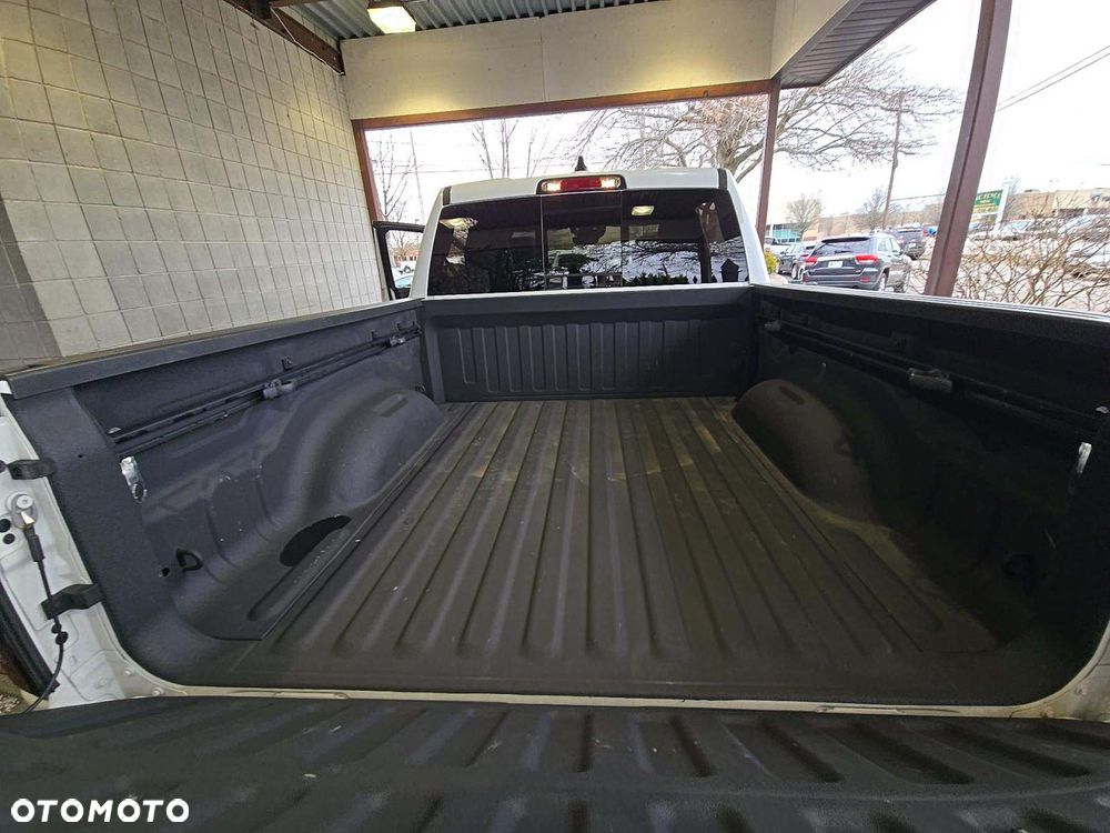 RAM 1500 5.7 eTorque Crew Cab Shortbed Laramie Black - 15