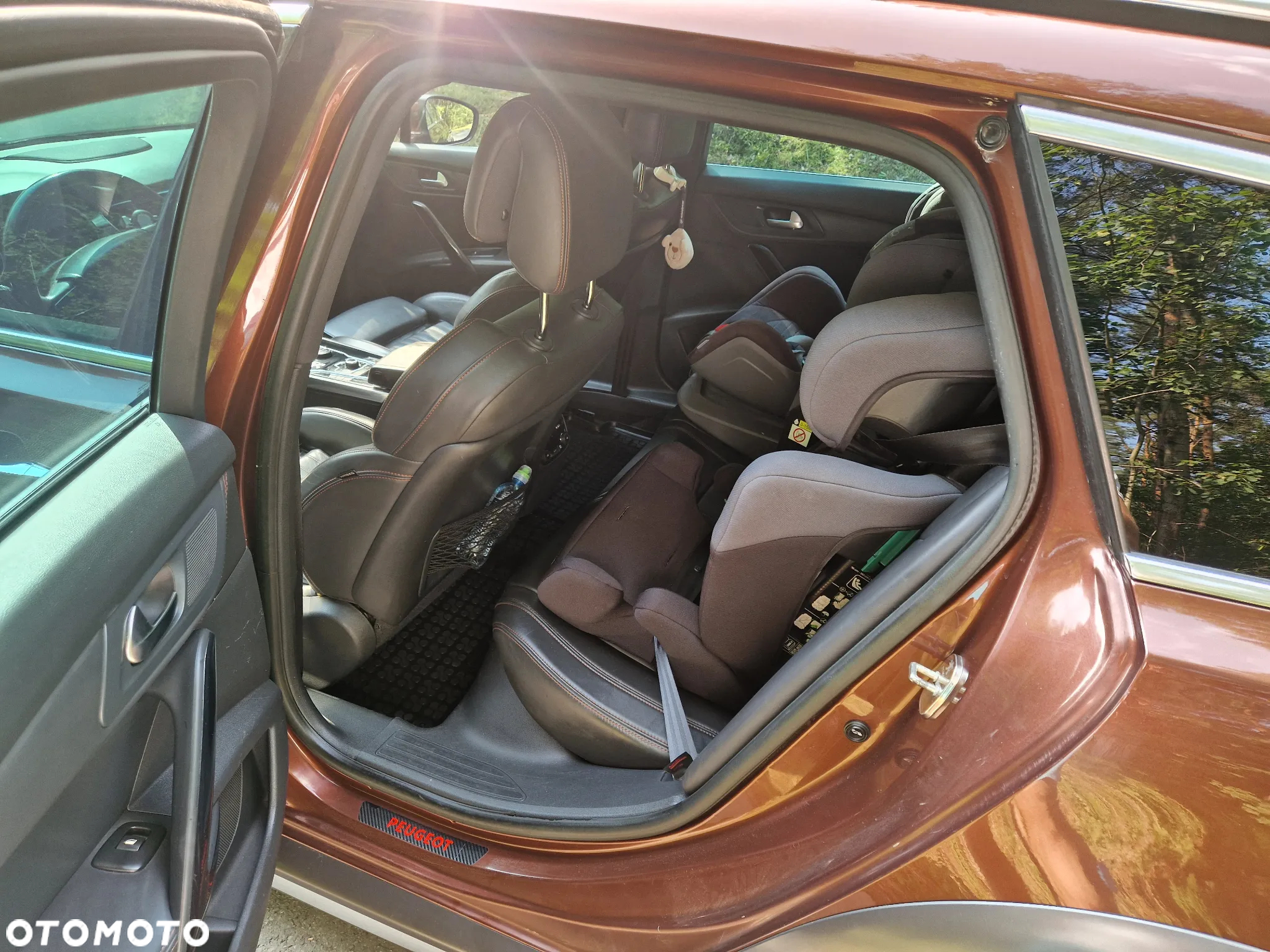 Peugeot 508 RXH Hybrid4 - 8